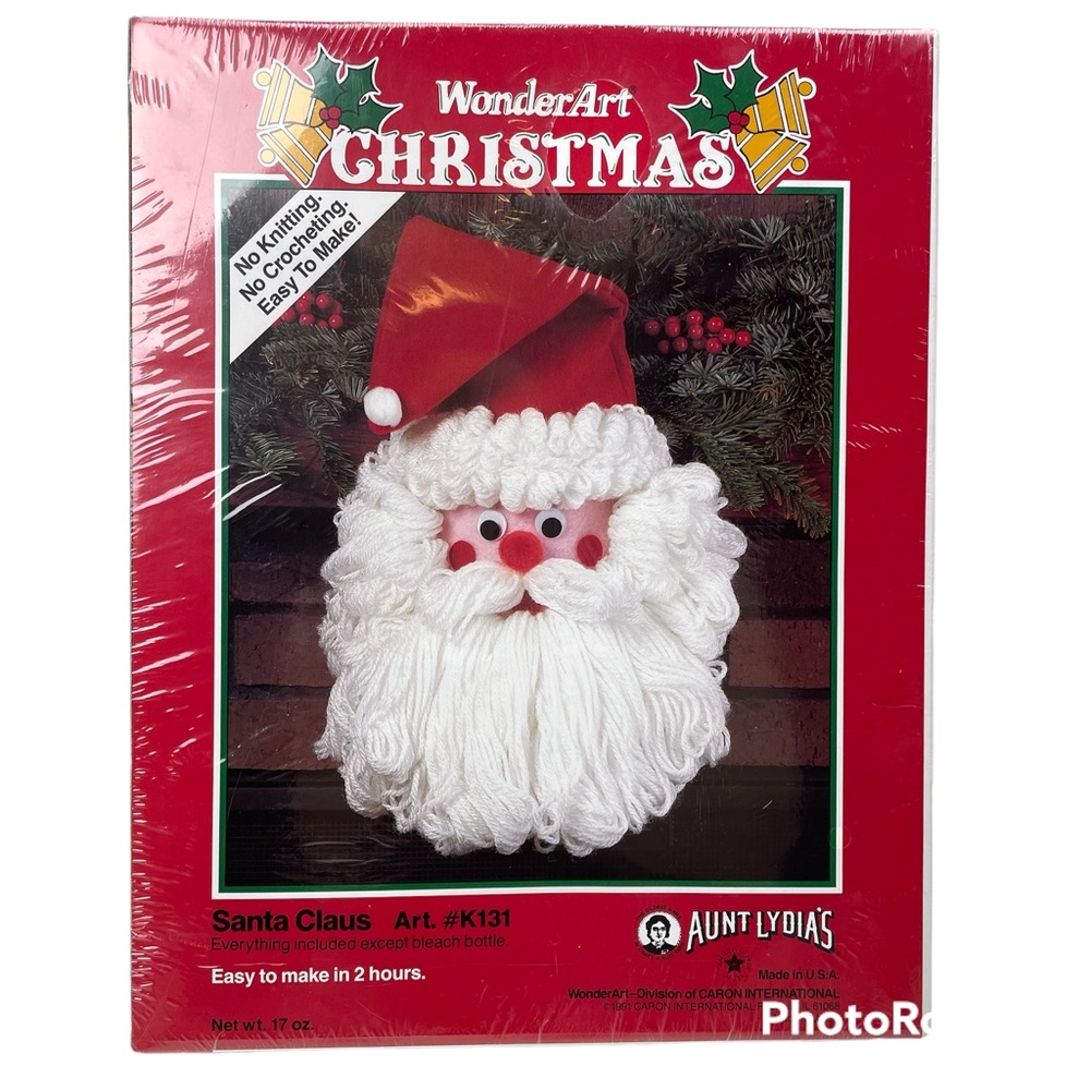 WonderArt Aunt Lydia’s Christmas Santa Claus Felt Yarn Art Kit Vintage DIY